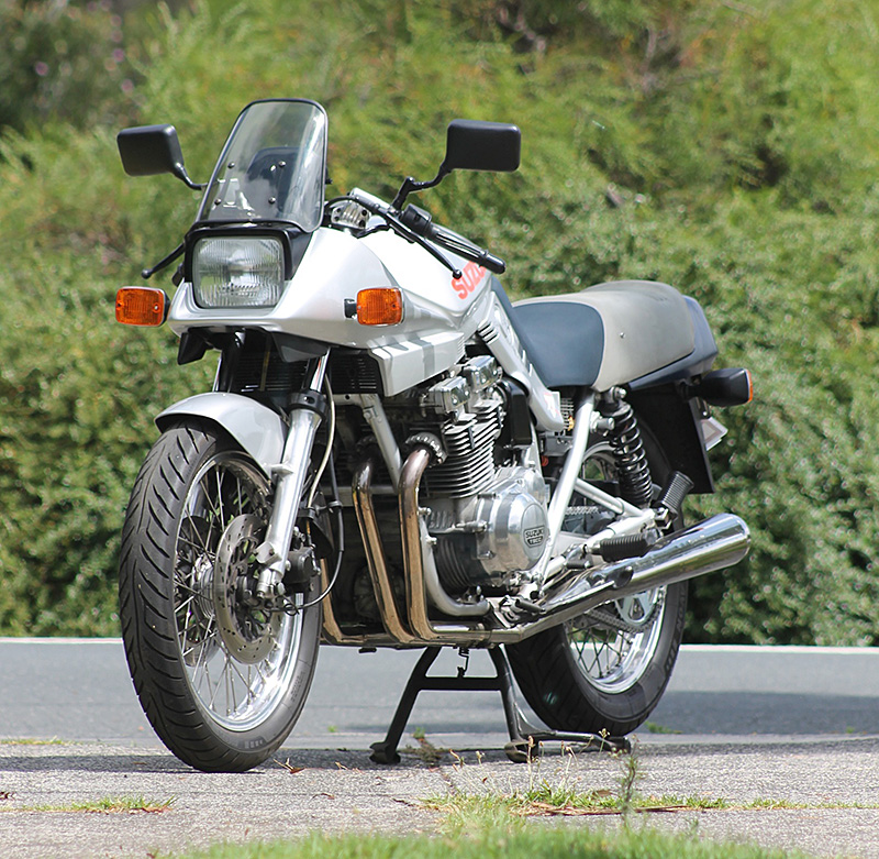 Suzuki Katana 1100